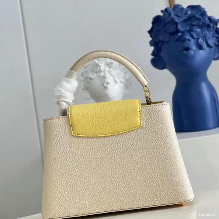 Fashionrepsfam ru 2206YA0006 LV Bag 0527